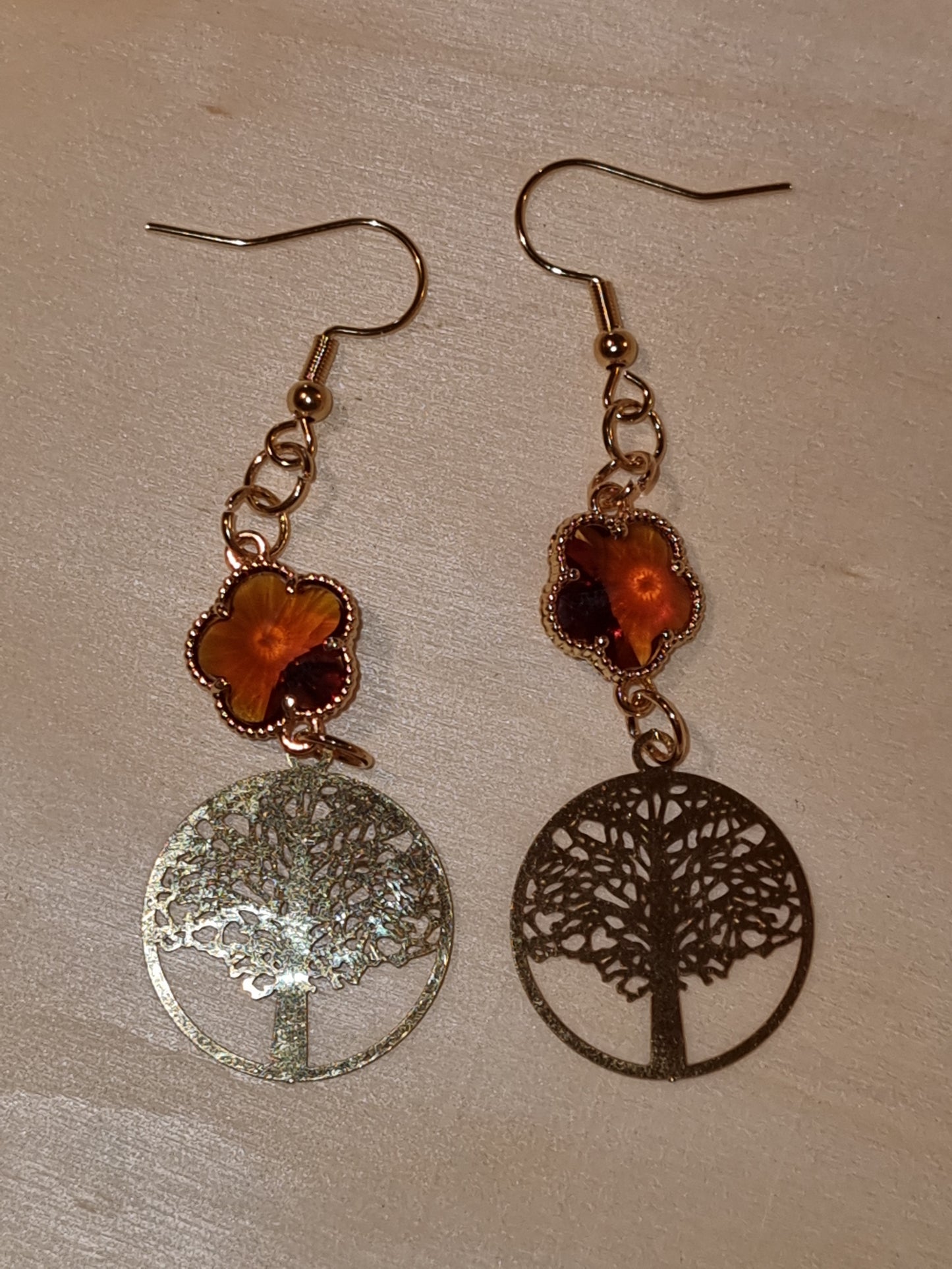 Boucles d'oreilles fleur et arbres de vie.