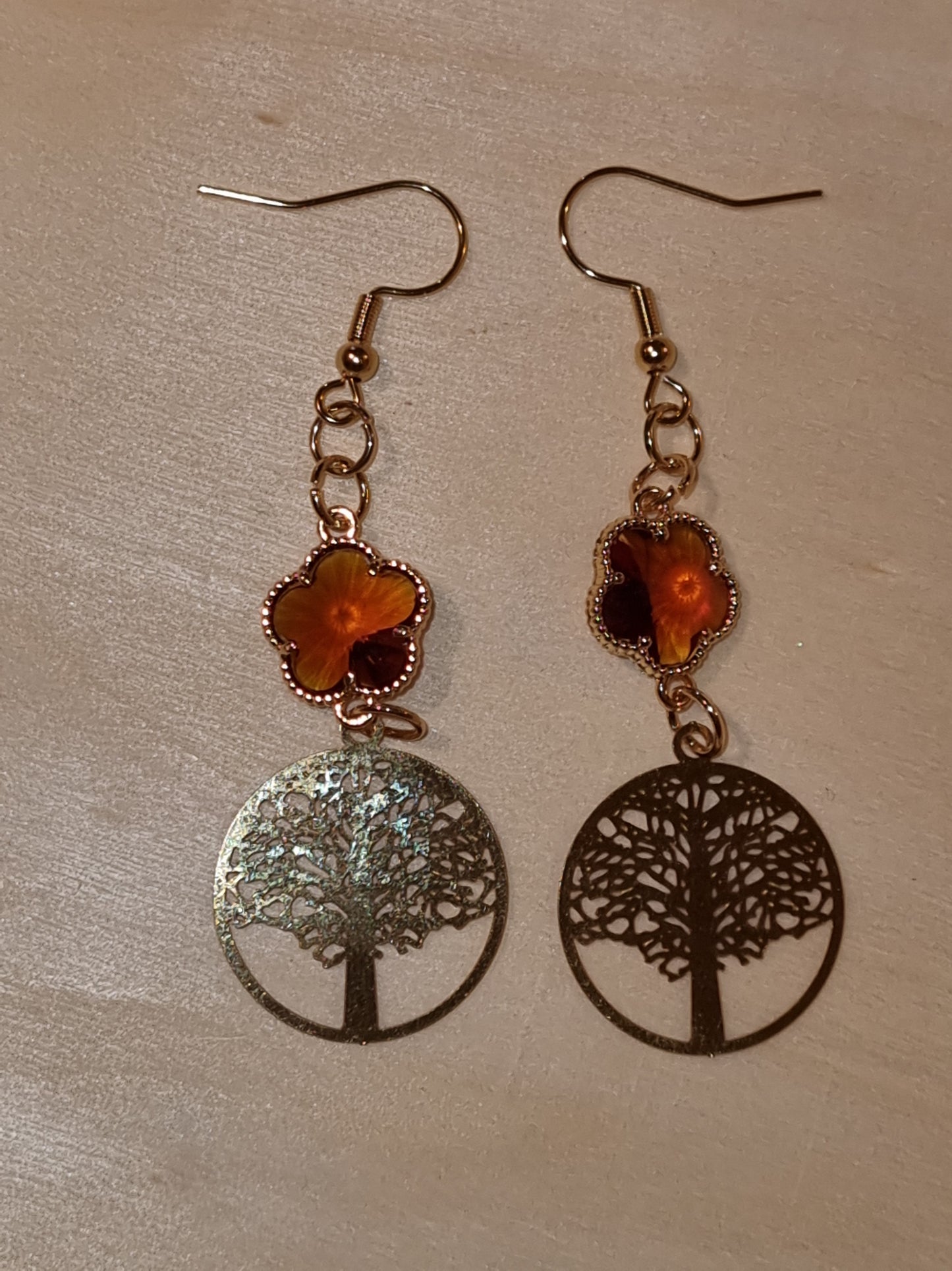 Boucles d'oreilles fleur et arbres de vie.