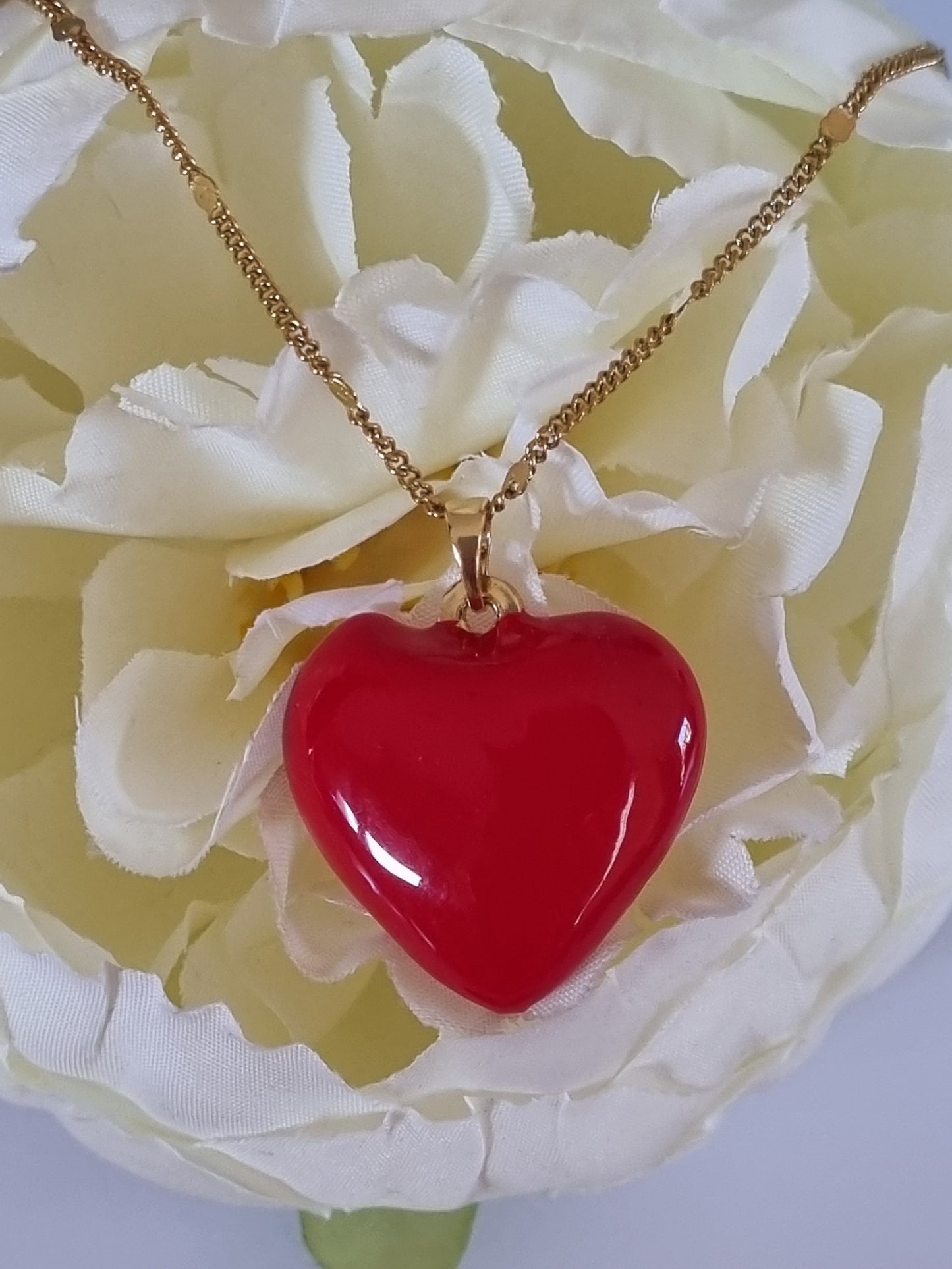 Pendentif coeur rouge