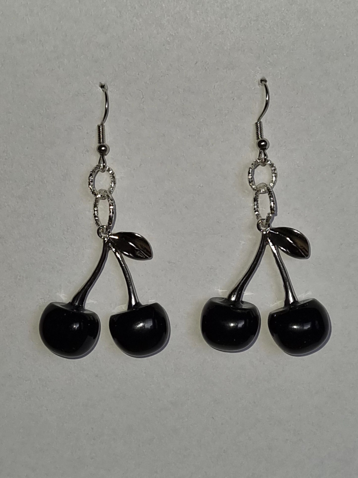 Boucles d'oreilles fantaisie cerises noires